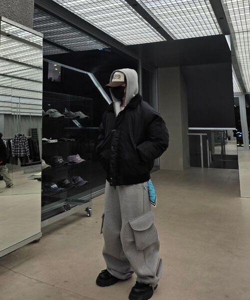 NOMANUAL(NOMANUAL)の「K.L BOMBER JACKET - BLACK(ブルゾン・レディース・その他・SMALL/MEDIUM/LARGE/X-LARGE)」の6枚目の写真