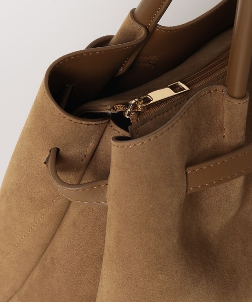 Elura(エルーラ)の「ワイドリュクスベルトトート(ハンドバッグ・レディース・ブラック/キャメル・FREE)」の10枚目の写真