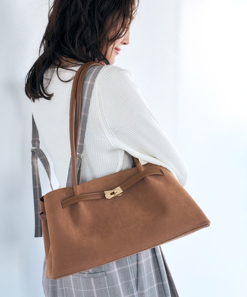 Elura(エルーラ)の「ワイドリュクスベルトトート/633018(ハンドバッグ・レディース・ブラック/キャメル・FREE)」の22枚目の写真
