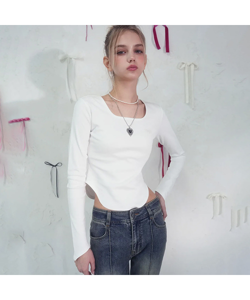 Vivacious(ビバシャス)の「Ligne Belle Top_2Colors(Tシャツ/カットソー・レディース・ホワイト/ブラック・SMALL/MEDIUM)」の2枚目の写真