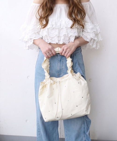 styiro(スタイロ)の「くしゅくしゅショルダー ドロストトートバッグ(トートバッグ・レディース・ブラック/アイボリー/ライトブルー・FREE)」の6枚目の写真