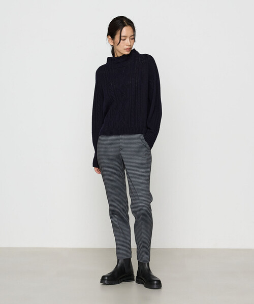 Gabardine K.T（ギャバジンケーティー）の「〔 +サイズ 〕 ハイテンション のびのびあったか裏起毛パンツ（その他パンツ・レディース・ライトグレー系・13号）」の2枚目の写真