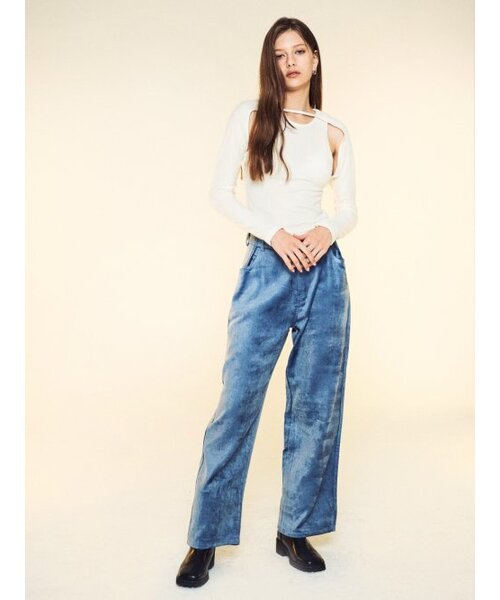 RENNESMIA（ルネスミア）の「シルキーコーデュロイパンツ - ブルー（その他パンツ・レディース・その他・MEDIUM/SMALL）」の2枚目の写真