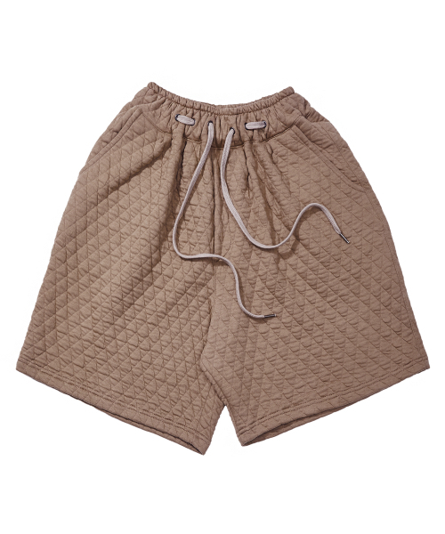 A NOTHING(アナッシング)の「VINTAGE DIA-QUILTING WIDE 1/2 PANTS (Beige)(その他パンツ・レディース・その他・MEDIUM/LARGE)」の1枚目の写真