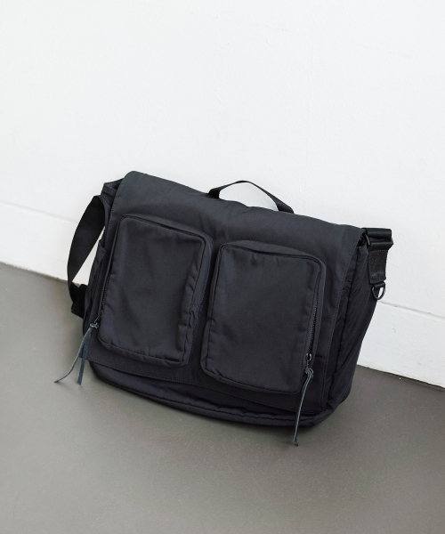 SSRL(シエスタ ロイヤル レーベル)の「Ideal Messenger Bag / Black(メッセンジャーバッグ・レディース・その他・FREE)」の1枚目の写真