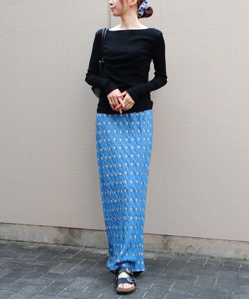 THE SHINZONE(ザ シンゾーン)の「THE SHINZONE/シンゾーン シアーリブロングスリーブTEE SHEER RIB LONG SLEEVE TEE 26SMSCU07(Tシャツ/カットソー・レディース・ネイビー/ブラウン/ブラック・FREE)」の7枚目の写真