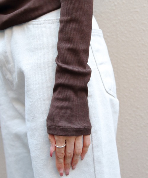 THE SHINZONE(ザ シンゾーン)の「THE SHINZONE/シンゾーン シアーリブロングスリーブTEE SHEER RIB LONG SLEEVE TEE 26SMSCU07(Tシャツ/カットソー・レディース・ネイビー/ブラウン/ブラック・FREE)」の12枚目の写真