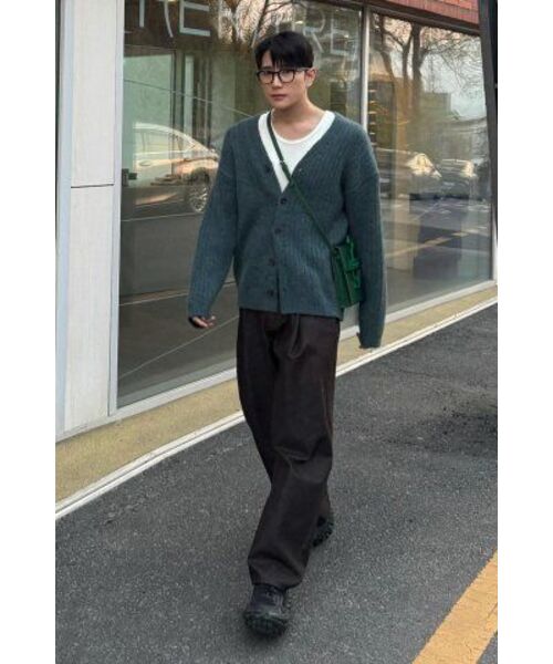 DECET(デケト)の「Deep Pleats Wide Jeans DCPT030CPBrown(その他パンツ・レディース・その他・26/28/30/32/34)」の3枚目の写真