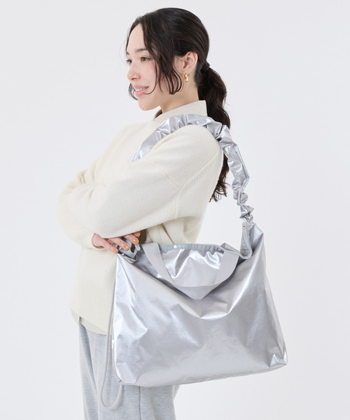 GH DAILY TOTE フロストシルバーシャイン（トートバッグ）｜LeSportsac