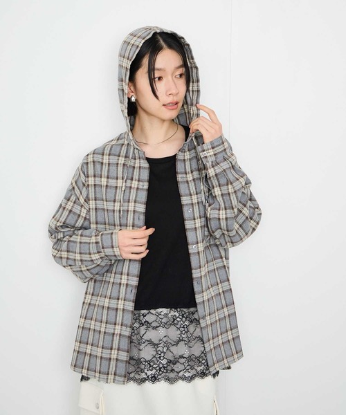 Mac-House(マックハウス)の「Idnes フードネルチェックシャツ(シャツ/ブラウス・レディース・グレー系1/グレー系2/ブラウン系・FREE)」の15枚目の写真