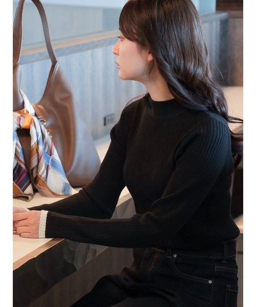 Te chichi（テチチ）の「【ZOZO限定】配色リブニットプルオーバー（ニット/セーター・レディース・グリーン/レッド/グレー/クリーム/オフホワイト/モカ/ラベンダー/ネイビー/ブラック/サックスブルー・F）」の2枚目の写真