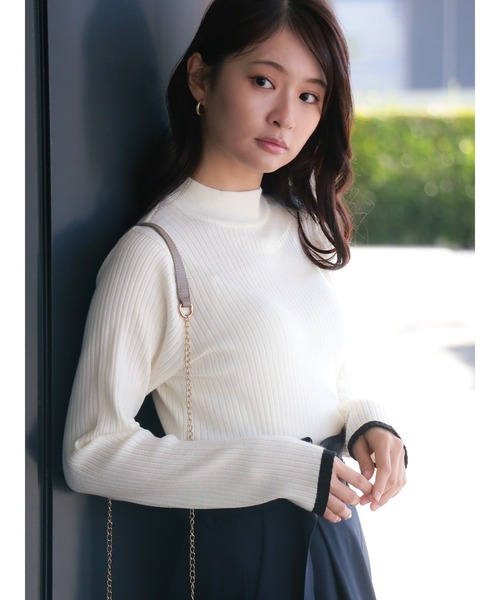 Te chichi（テチチ）の「【ZOZO限定】配色リブニットプルオーバー（ニット/セーター・レディース・グリーン/レッド/グレー/クリーム/オフホワイト/モカ/ラベンダー/ネイビー/ブラック/サックスブルー・F）」の11枚目の写真