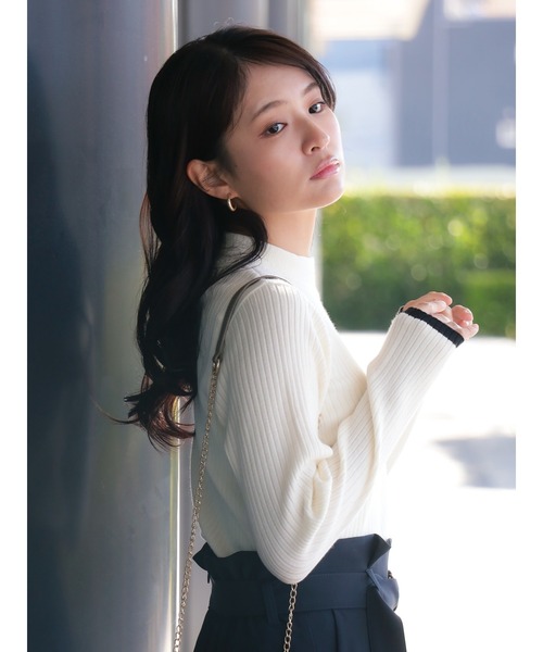 Te chichi（テチチ）の「【ZOZO限定】配色リブニットプルオーバー（ニット/セーター・レディース・グリーン/レッド/グレー/クリーム/オフホワイト/モカ/ラベンダー/ネイビー/ブラック/サックスブルー・F）」の13枚目の写真