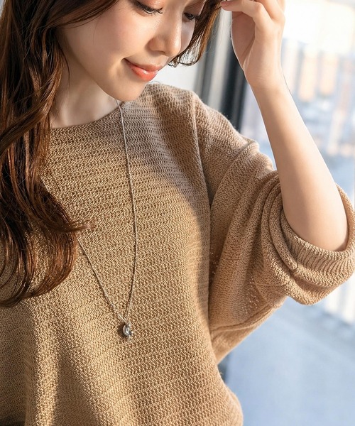 classicalelf(クラシカルエルフ)の「品のある透け感で、さりげない存在感を♪レーシージャガードドルマントップス(長袖)(Tシャツ/カットソー・レディース・チャコール/ベージュ/ブラック/グレイッシュベージュ/アイボリー/ブルー・LARGE/MEDIUM/SMALL/X-LARGE)」の4枚目の写真