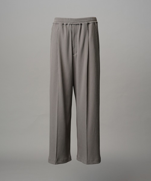 MAISON SPECIAL(メゾンスペシャル)の「《UNISEX》Omega Rib Pin Tuck Prime-Wide Pants/オメガリブピンタックプライムワイドパンツ【MAISON SPECIAL/メゾンスペシャル】■セットアップ対応■(スラックス・メンズ・グレー/チャコールグレー/ブラック・0/1/2)」の5枚目の写真