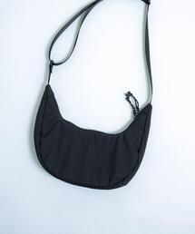 EKAL（エカル）の「Pertex バナナショルダーバック（ショルダーバッグ）」