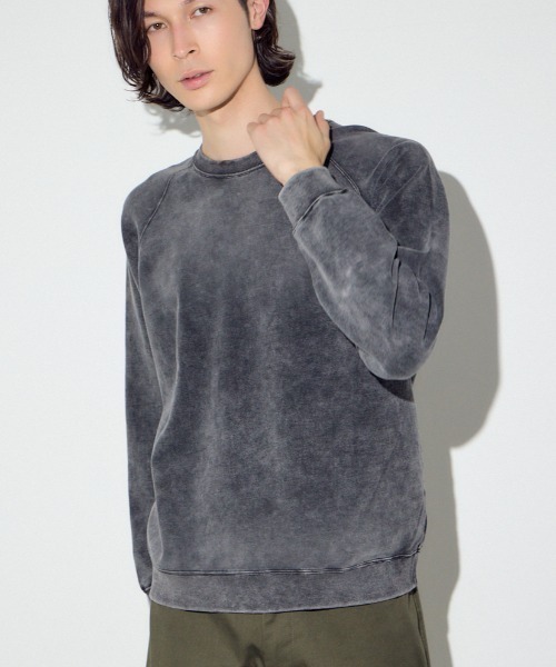 AZUL by moussy(アズールバイマウジー)の「ヴィンテージスウェットトップス(スウェット・メンズ・ブルー/ライトブラック・SMALL/MEDIUM/LARGE)」の2枚目の写真