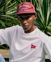 FAKE CAMPER（フェイクキャンパー）の「SCRIPTキャンパースクリプトレタリングスナップバック [WINE]（キャップ）」