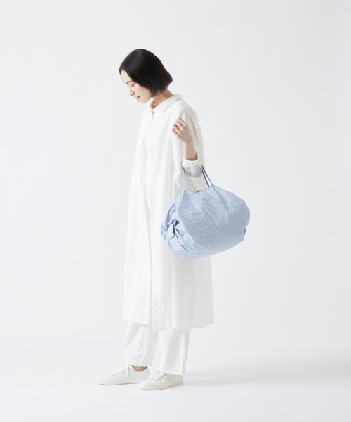 Shupatto(シュパット)の「マーナ(marna) Shupatto コンパクトバッグ M 一気にたためる エコバッグ(エコバッグ/サブバッグ・レディース・ベージュ×ブラック/ネイビー/ブルーグレー/グレー×ピンク・M)」の3枚目の写真