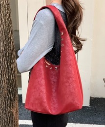 フェイクレザーハトメショルダーバッグ