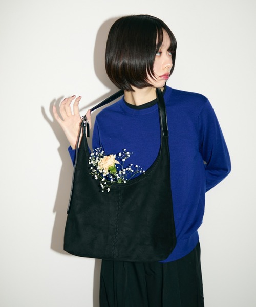 TONER（トナー）の「スエードトーンバッグ/ロゴプレート付き（ショルダーバッグ・レディース・ブラック/ベージュ/ブラウン・FREE）」の8枚目の写真