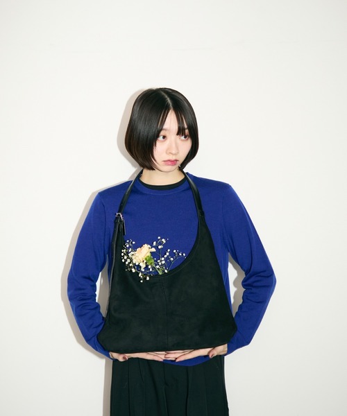 TONER（トナー）の「スエードトーンバッグ/ロゴプレート付き（ショルダーバッグ・レディース・ブラック/ベージュ/ブラウン・FREE）」の12枚目の写真