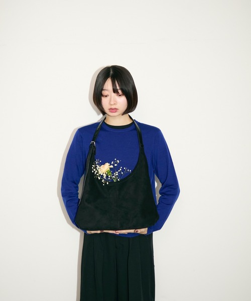 TONER（トナー）の「スエードトーンバッグ/ロゴプレート付き（ショルダーバッグ・レディース・ブラック/ベージュ/ブラウン・FREE）」の20枚目の写真