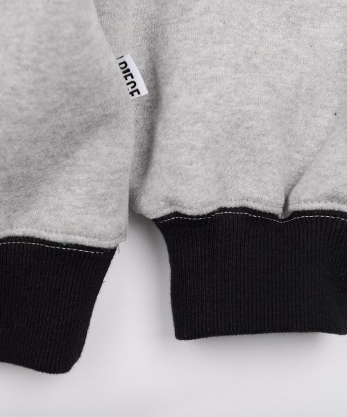 PIECEMAKER（ピースメーカー）の「PIECE TEAM HALF ZIP CREW (GREY)（その他トップス・レディース・その他・FREE）」の4枚目の写真