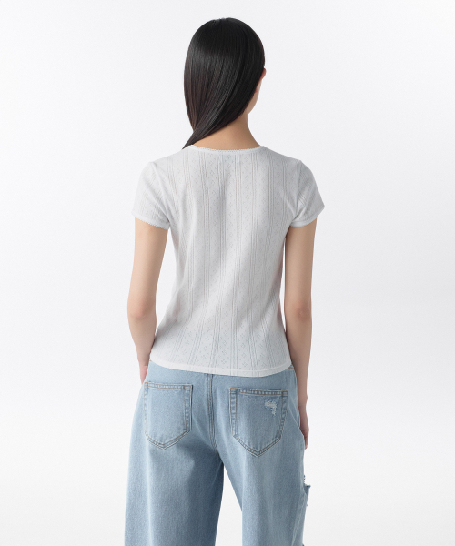 MUSINSA STANDARD WOMAN（ムシンサスタンダードウーマン）の「ウィメンズポイントレースクルーネックTシャツ[ホワイト]（Tシャツ/カットソー・レディース・その他・SMALL/MEDIUM/X-SMALL/LARGE/X-LARGE）」の2枚目の写真