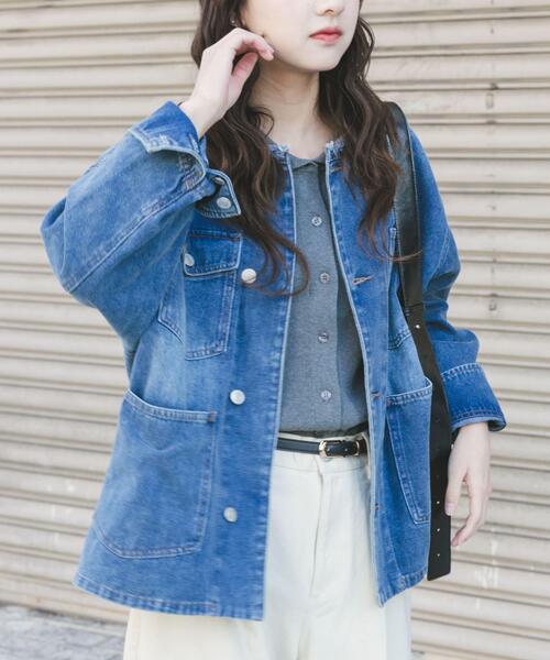 ITEMS URBANRESEARCH（アイテムズ アーバンリサーチ）の「デニムオーバーノーカラージャケット（デニムジャケット・レディース・ブラック/グレー/ブルー・FREE）」の4枚目の写真