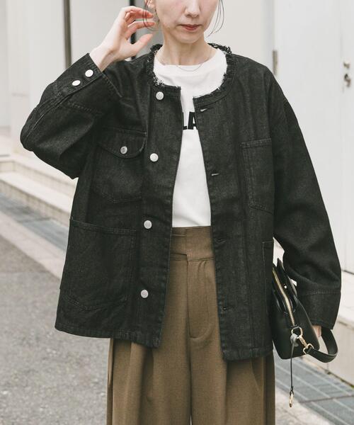 ITEMS URBANRESEARCH(アイテムズ アーバンリサーチ)の「デニムオーバーノーカラージャケット(デニムジャケット・レディース・ブラック/グレー/ブルー・FREE)」の19枚目の写真