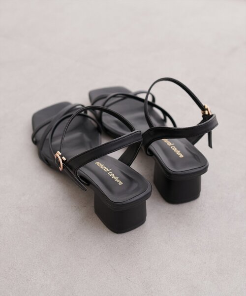 natural couture(ナチュラルクチュール)の「スムース細ヒモサンダル(サンダル・レディース・グレイッシュベージュ/アイボリー/ブラック・LARGE/MEDIUM)」の10枚目の写真