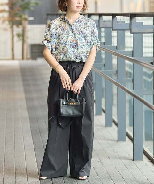 journal standard L'essage(ジャーナルスタンダードレサージュ)の「《WEB限定カラーあり》DEVEAUX/ドットタックスリーブシャツ(シャツ/ブラウス・レディース・チョコ/レッド/ホワイト系その他・FREE)」の4枚目の写真