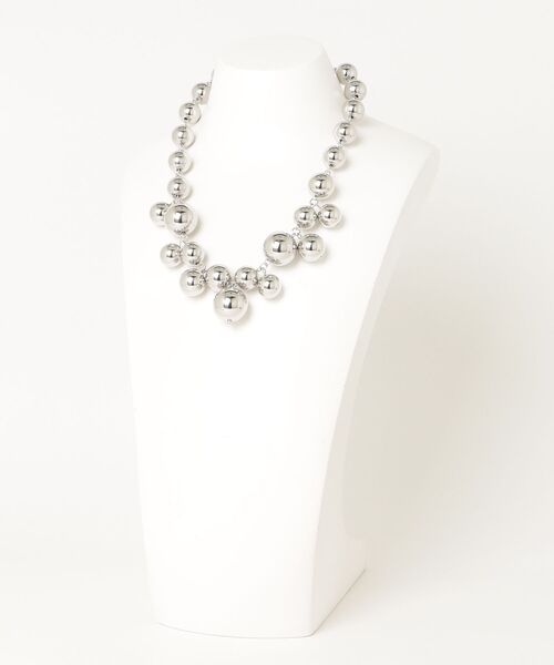 ROSE BUD(ローズバッド)の「LARGE BALL NECKLACE(ネックレス・レディース・シルバー・ONE SIZE)」の2枚目の写真