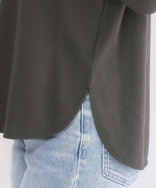 OPAQUE.CLIP(オペークドットクリップ)の「ロゴプリントロングTシャツ【洗濯機OK】(Tシャツ/カットソー・レディース・チャコールグレー/ホワイト・00)」の16枚目の写真