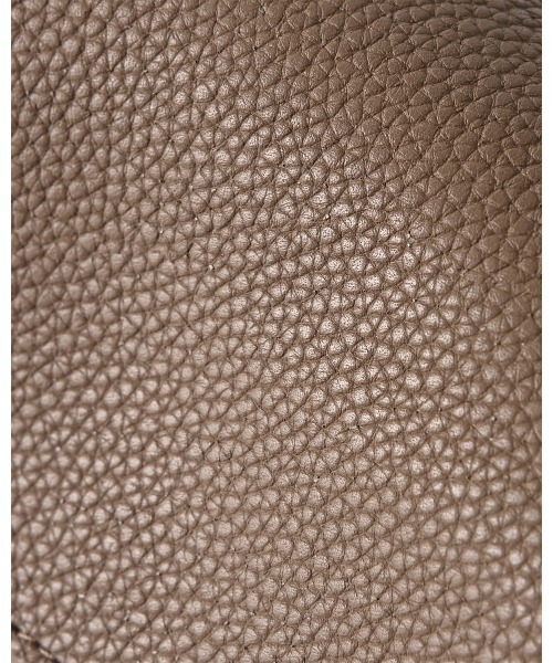 STYLE DELI(スタイルデリ)の「【DELI by】エレファントチャーム付きリアルレザーショルダーバッグ(ショルダーバッグ・レディース・ブラック/ブラウン/グレイッシュベージュ・FREE)」の17枚目の写真