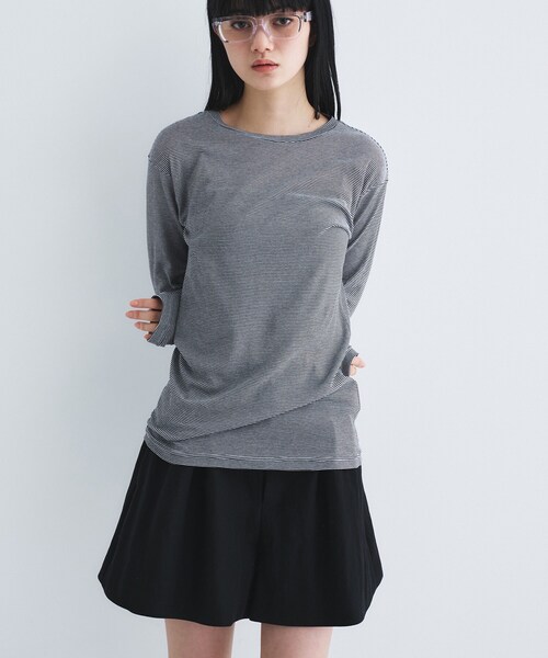 CODE A（コードエー）の「sheer combi layer tops（Tシャツ/カットソー・レディース・ライトグレー/チャコールグレー/ライトベージュ・00）」の6枚目の写真