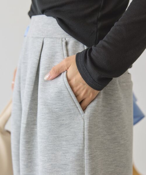 AMERICAN HOLIC（アメリカンホリック）の「フロントタックポンチカーブパンツ（スウェットパンツ・レディース・ダークネイビー/杢グレー/アイボリー・M/L）」の10枚目の写真