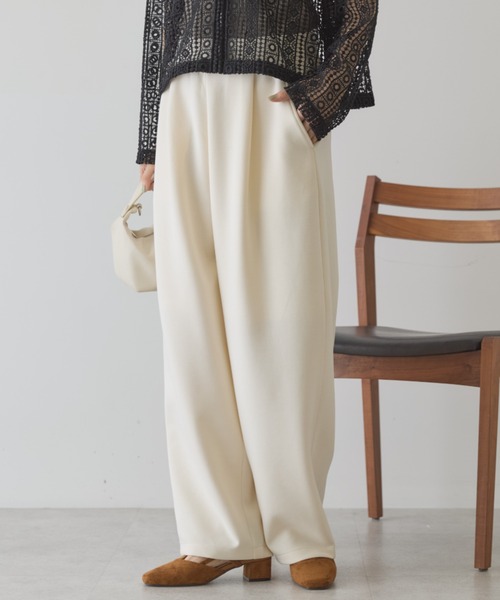 AMERICAN HOLIC（アメリカンホリック）の「フロントタックポンチカーブパンツ（スウェットパンツ・レディース・ダークネイビー/杢グレー/アイボリー・M/L）」の4枚目の写真