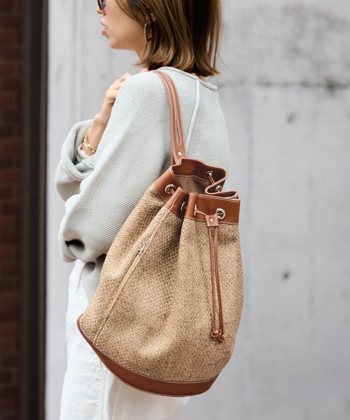 FRAMeWORK(フレームワーク)の「A VACATION/アヴァケーション 別注POOLバッグ(バックパック/リュック・レディース・ベージュ/ブラウン・FREE)」の20枚目の写真