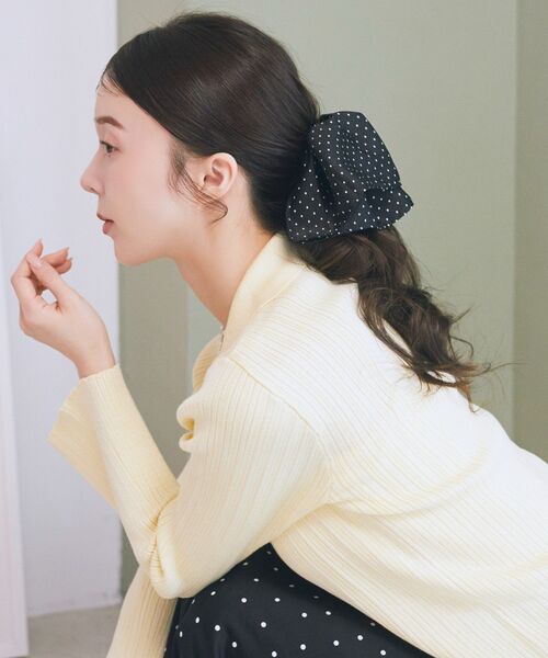 earth music&ecology（アースミュージックアンドエコロジー）の「ドット2段フリルバンス（その他ヘアアクセサリー・レディース・ブラック/アイボリー・FREE）」の5枚目の写真