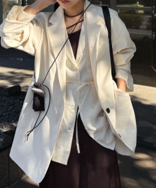 STYLEMIXER(スタイルミキサー)の「ハイラインテーラードジャケット(テーラードジャケット・レディース・アイボリー/ブラック/ライトカーキ・SMALL/MEDIUM)」の2枚目の写真