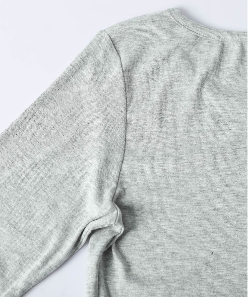 La-gemme(ラジェム)の「バルーンフリルヘムトップス(Tシャツ/カットソー・レディース・ブラック/グレー/ホワイト・フリー)」の19枚目の写真