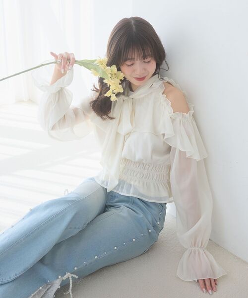 MAJESTIC LEGON（マジェスティックレゴン）の「アメスリフリルリボンブラウス（シャツ/ブラウス・レディース・アイボリー/ミント/ピンク/ライトグレー・MEDIUM）」の5枚目の写真