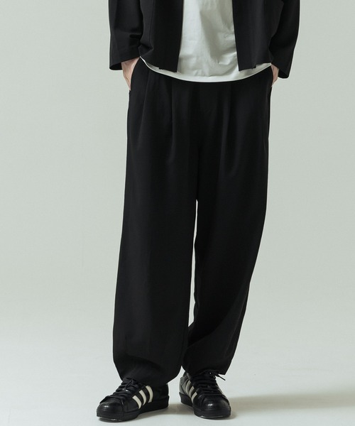 SLICK(スリック)の「【SLICK/スリック】Toro Stretch Two Tuck Balloon Pants/トロストレッチツータックバルーンパンツ(スラックス・メンズ・グレイッシュベージュ/ブラック/チャコールグレー・3/2/1)」の6枚目の写真