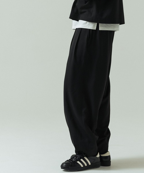 SLICK(スリック)の「【SLICK/スリック】Toro Stretch Two Tuck Balloon Pants/トロストレッチツータックバルーンパンツ(スラックス・メンズ・グレイッシュベージュ/ブラック/チャコールグレー・3/2/1)」の7枚目の写真