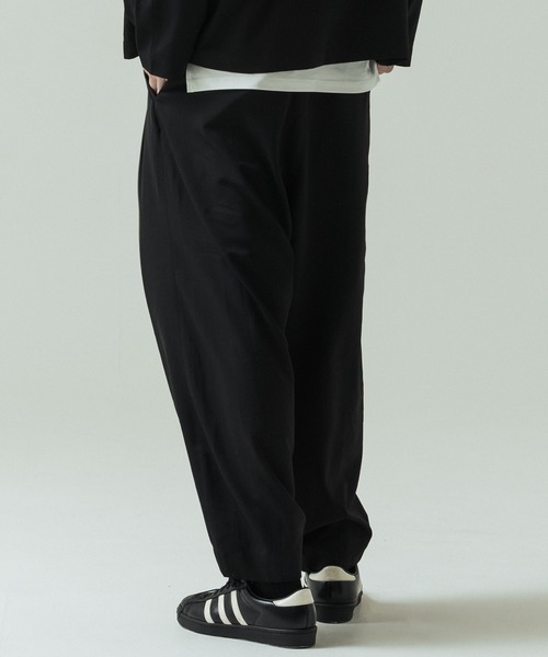 SLICK(スリック)の「【SLICK/スリック】Toro Stretch Two Tuck Balloon Pants/トロストレッチツータックバルーンパンツ(スラックス・メンズ・グレイッシュベージュ/ブラック/チャコールグレー・3/2/1)」の8枚目の写真