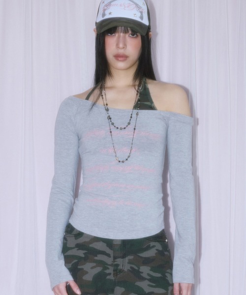 NIIER NOR(ニアノア)の「A'GEM/9 × .kom 『NIIER NOR/ニーアノア』 LAYERED OFF-SHOULDER SLIM TEE/レイヤードオフショルダースリム長袖Tシャツ(Tシャツ/カットソー・レディース・ブラック/グレー・FREE)」の9枚目の写真