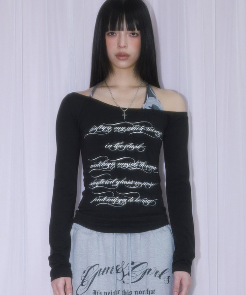 NIIER NOR(ニアノア)の「A'GEM/9 × .kom 『NIIER NOR/ニーアノア』 LAYERED OFF-SHOULDER SLIM TEE/レイヤードオフショルダースリム長袖Tシャツ(Tシャツ/カットソー・レディース・ブラック/グレー・FREE)」の5枚目の写真