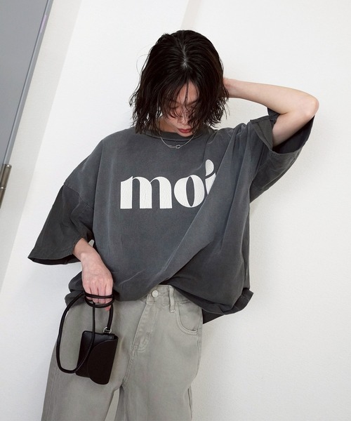 gossara（ゴサラ）の「【大人気アイテム再登場】ピグメント袖スリットプルオーバー（Tシャツ/カットソー・レディース・チャコールグレー/グレイッシュベージュ/アイボリー/ブラウン/ブルー・FREE）」の11枚目の写真